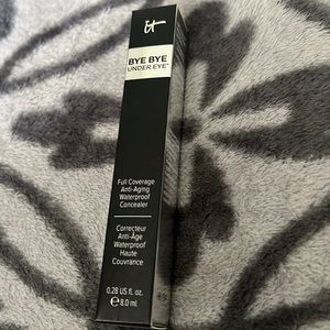 it Cosmetics Bye Bye Undereye Full Coverage Concealer Medium Tan
